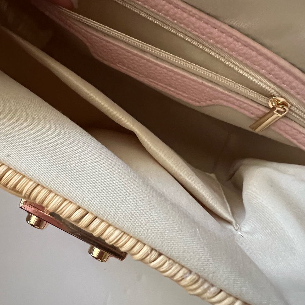 Tommy Bahama Wicker Leather Purse Crossbody Bag - Picture 6 of 9